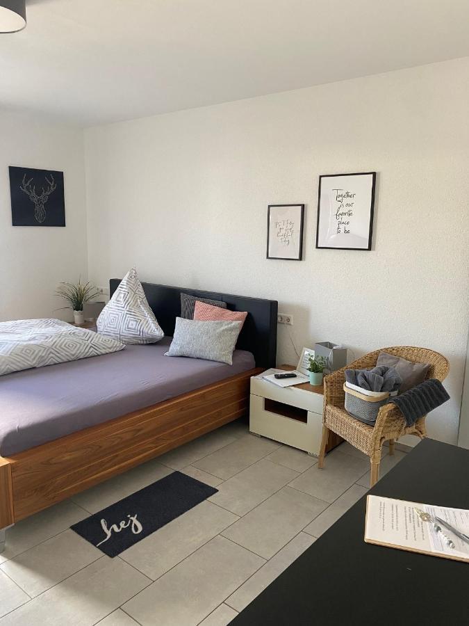 Haus Am Wasserturm Gaestezimmer In Schorndorf-Schlichten 쇼른도프 외부 사진