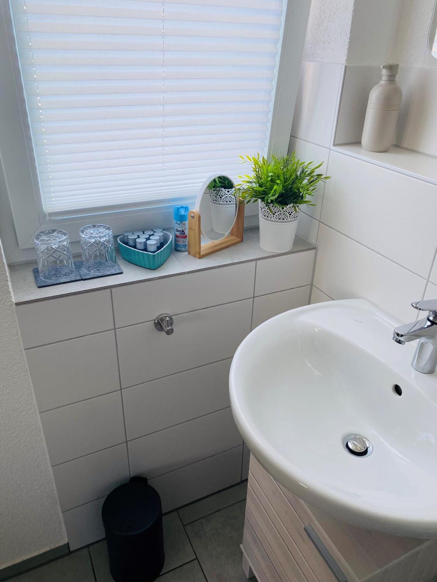 Haus Am Wasserturm Gaestezimmer In Schorndorf-Schlichten 쇼른도프 외부 사진